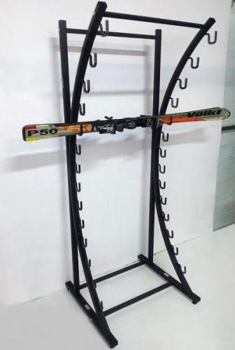 stojak-ekspozycyjny-na-sprzet-narciarski-stojak-narty.jpg